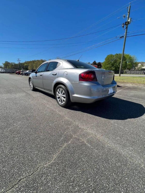 2013 Dodge Avenger SE
