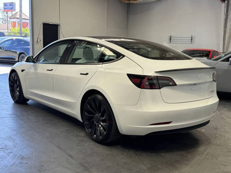 2023 Tesla Model 3 Performance