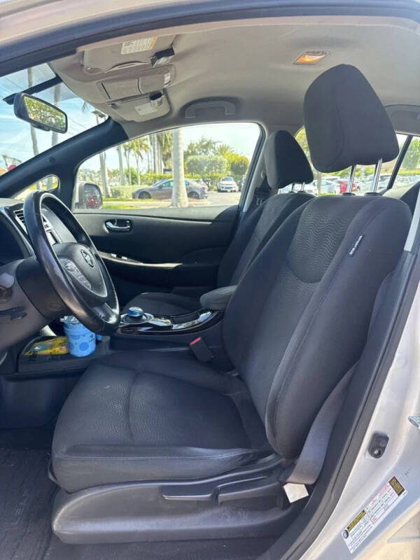 2013 Nissan LEAF SV