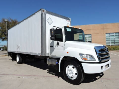 2015 Hino 268