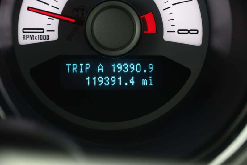 2011 Ford Mustang V6 Premium