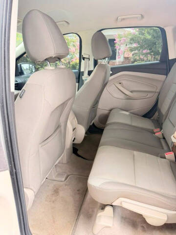 2015 Ford Escape SE