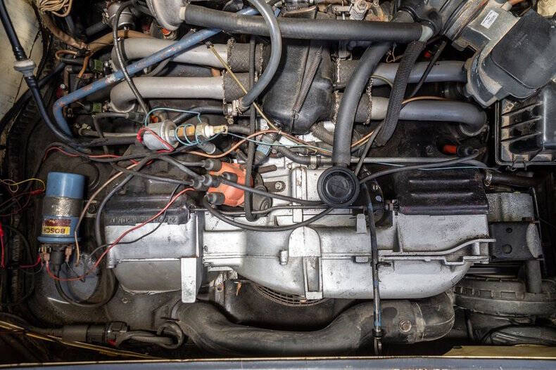 1982 Volkswagen Vanagon Camper