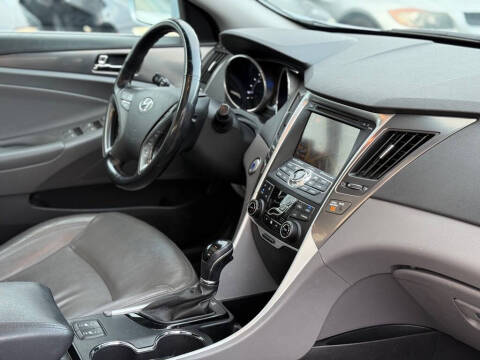 2013 Hyundai Sonata Hybrid Limited