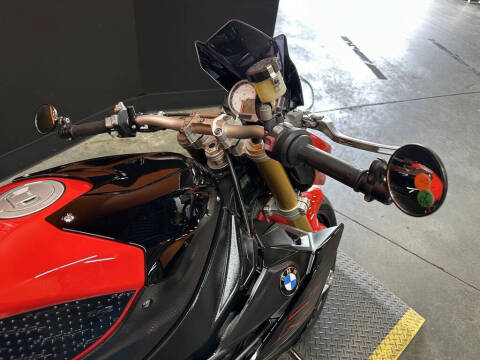 2019 BMW S 1000 R