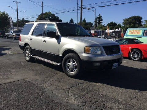 2005 Ford Expedition for sale at Longoria Motors in Portland OR