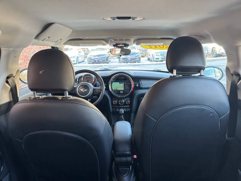 2017 MINI Hardtop 4 Door Cooper