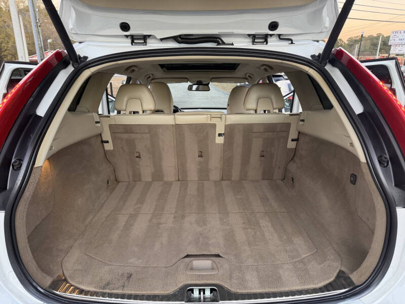 2015 Volvo XC60 T6 Platinum