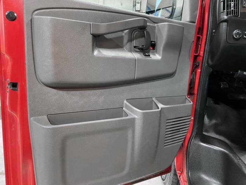 2018 Chevrolet Express 2500