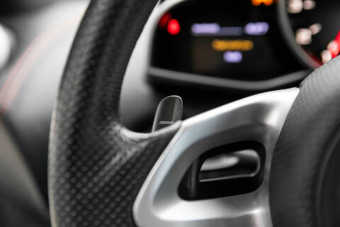 2013 McLaren MP4-12C