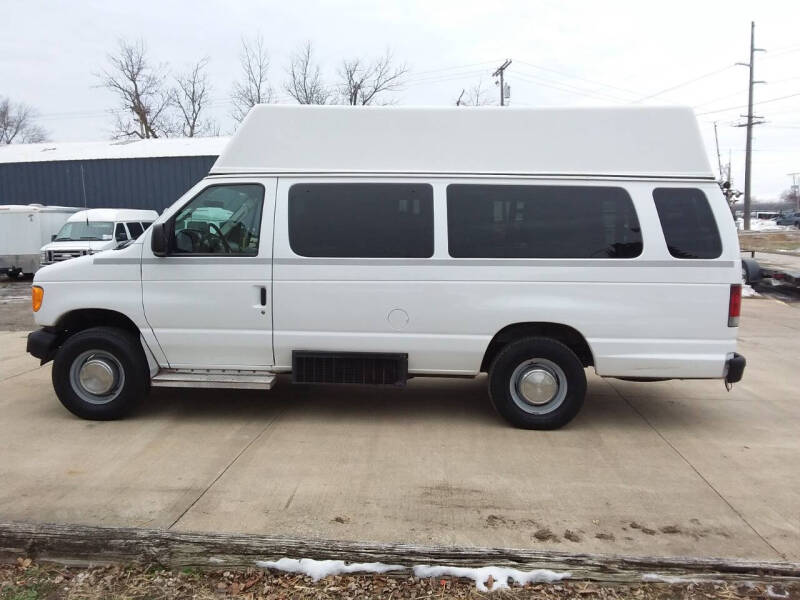 2006 Ford E-Series E-350 SD