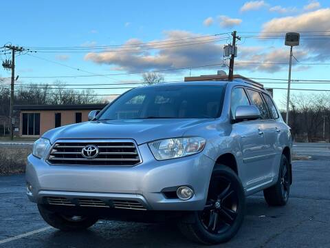 2008 Toyota Highlander for sale at MAGIC AUTO SALES in Little Ferry NJ