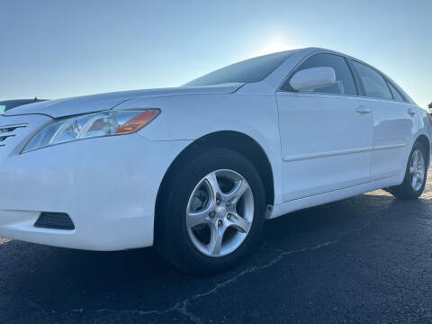 2009 Toyota Camry for sale at AJOULY AUTO SALES in Moore OK