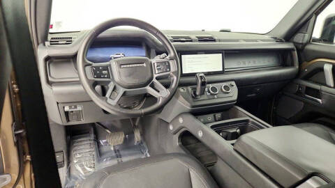 2024 Land Rover Defender 110 P400 X-Dynamic SE