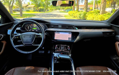 2019 Audi e-tron quattro Premium Plus