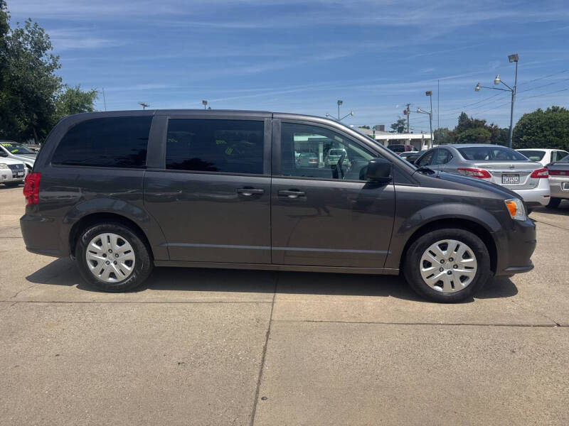 2018 Dodge Grand Caravan SE
