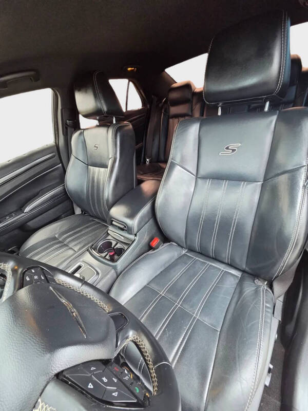 2016 Chrysler 300 S