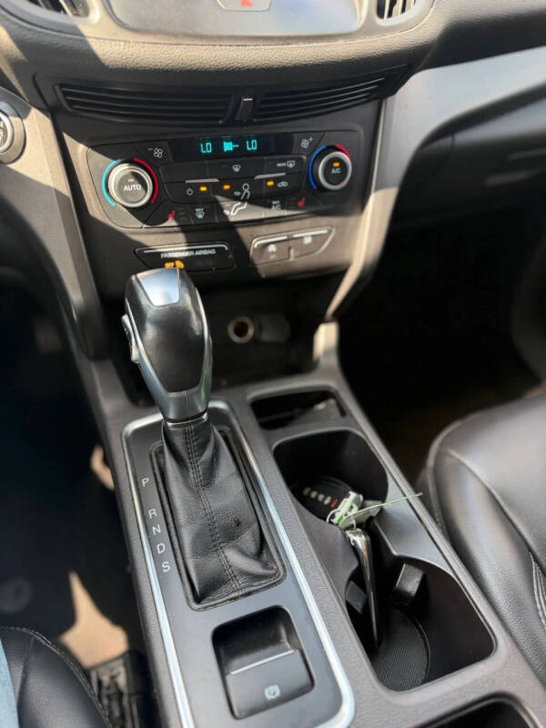2019 Ford Escape SEL