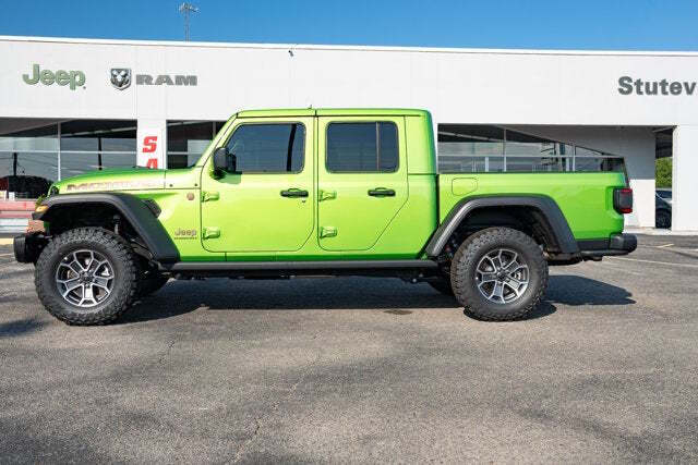 2025 Jeep Gladiator