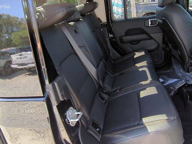 2025 Jeep Gladiator High Tide