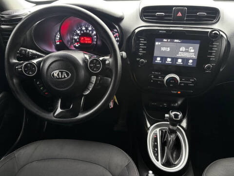 2019 Kia Soul +