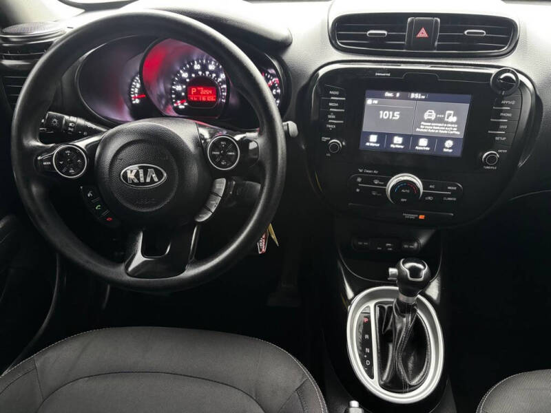 2019 Kia Soul +