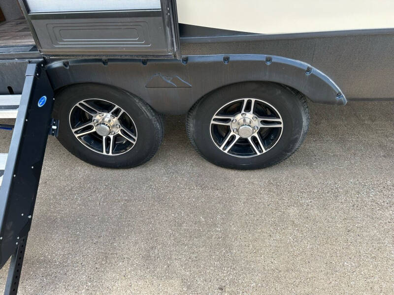 2018 Keystone RV Laredo 225 MK