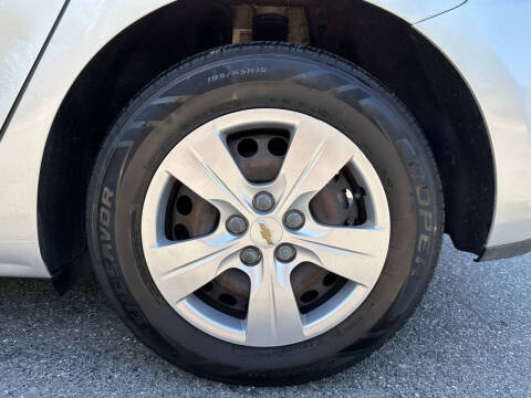 2017 Chevrolet Cruze LT Auto