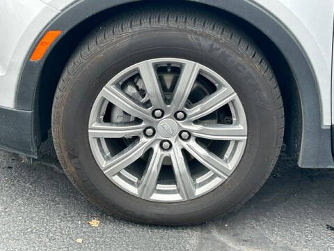 2022 Cadillac XT4 Premium Luxury