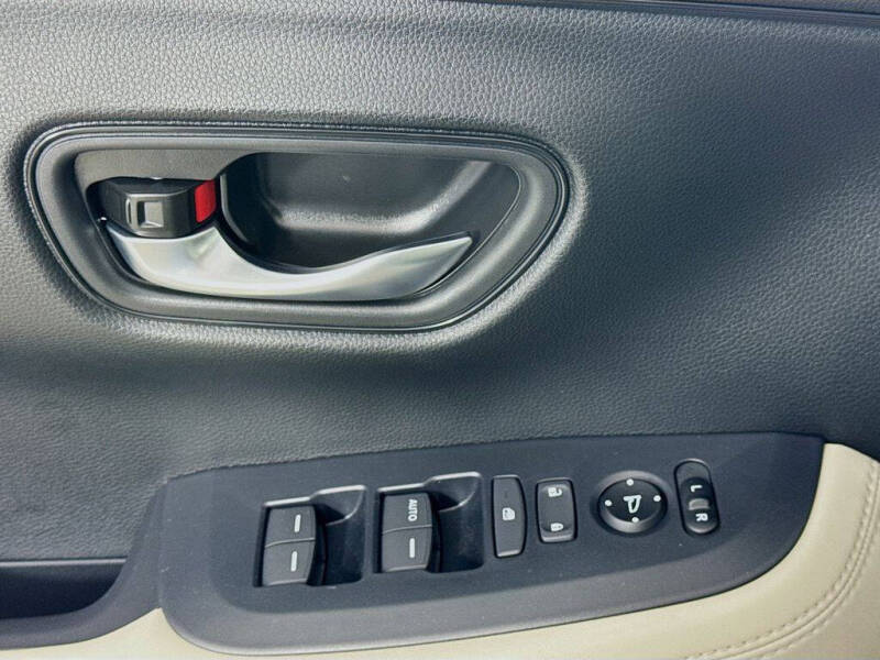 2027 Honda HR-V LX