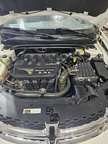 2014 Dodge Avenger SE