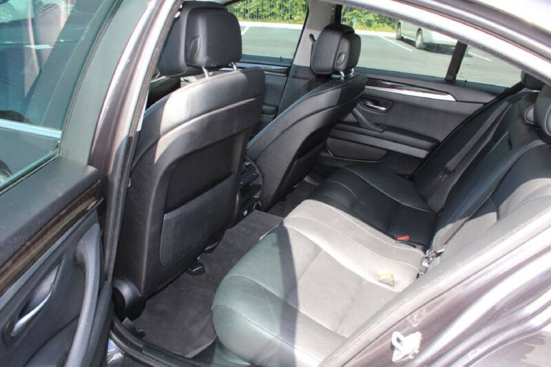 2013 BMW 5 Series 528i xDrive