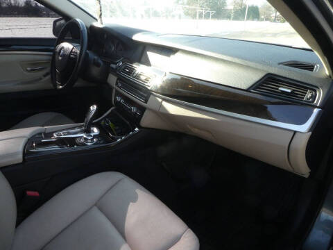 2012 BMW 5 Series 528i xDrive