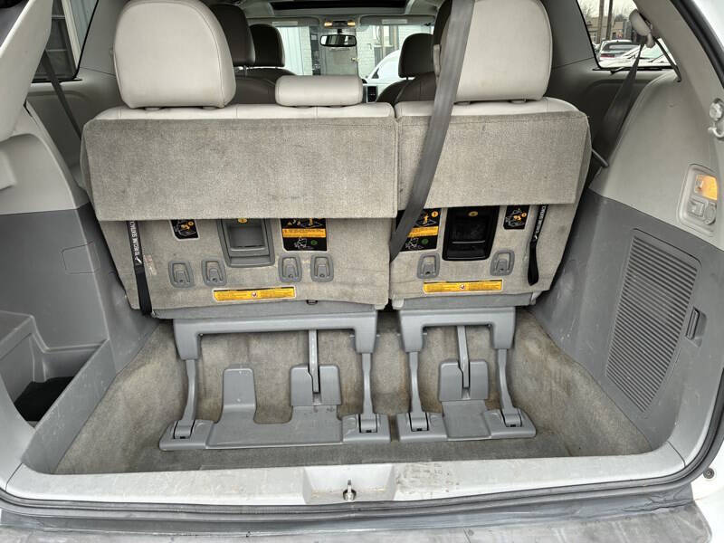 2013 Toyota Sienna XLE 7-Passenger