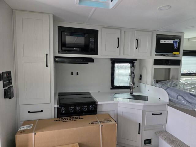 2026 Palomino BACKPACK HS2910