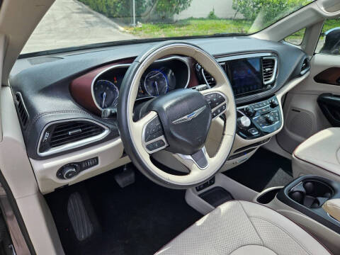 2017 Chrysler Pacifica Limited