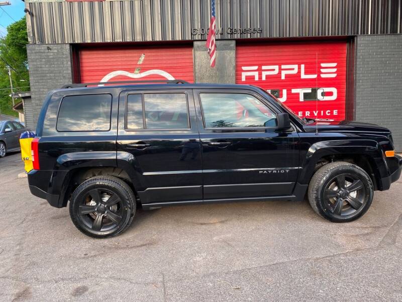 2012 Jeep Patriot for sale at Apple Auto Sales Inc in Camillus NY