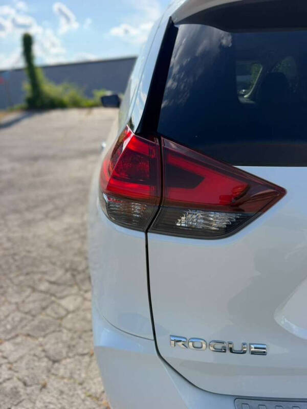 2018 Nissan Rogue SL