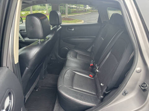 2013 Nissan Rogue SV w/SL Package