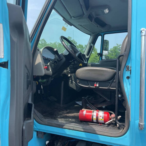 2019 International DuraStar 4300