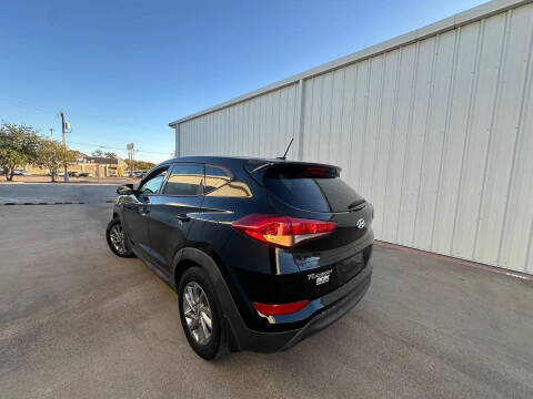 2016 Hyundai Tucson SE