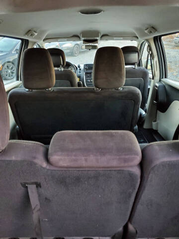 2014 Dodge Grand Caravan American Value Package