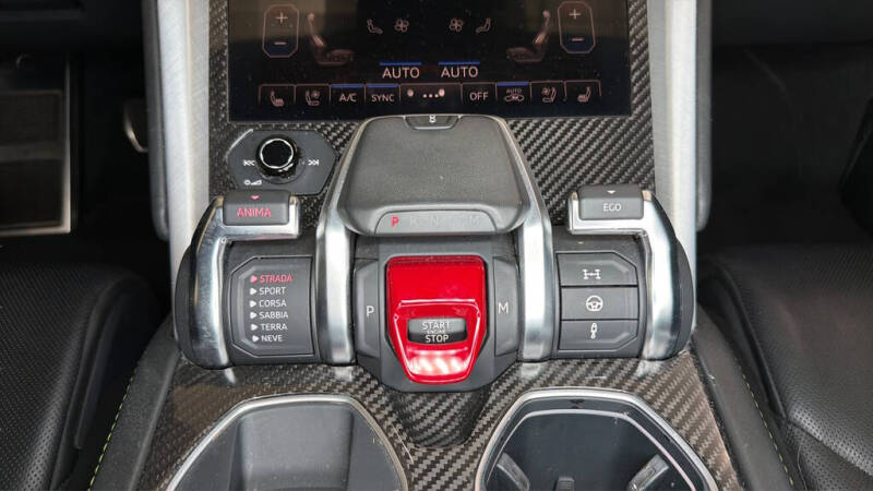 2020 Lamborghini Urus