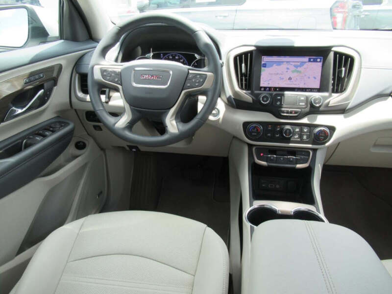 2023 GMC Terrain Denali