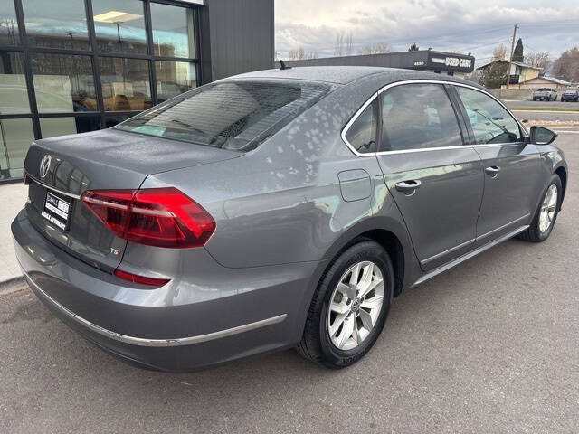 2017 Volkswagen Passat 1.8T S