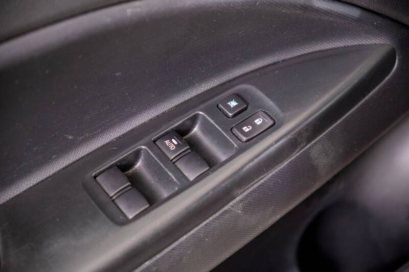 2022 Mitsubishi Mirage ES