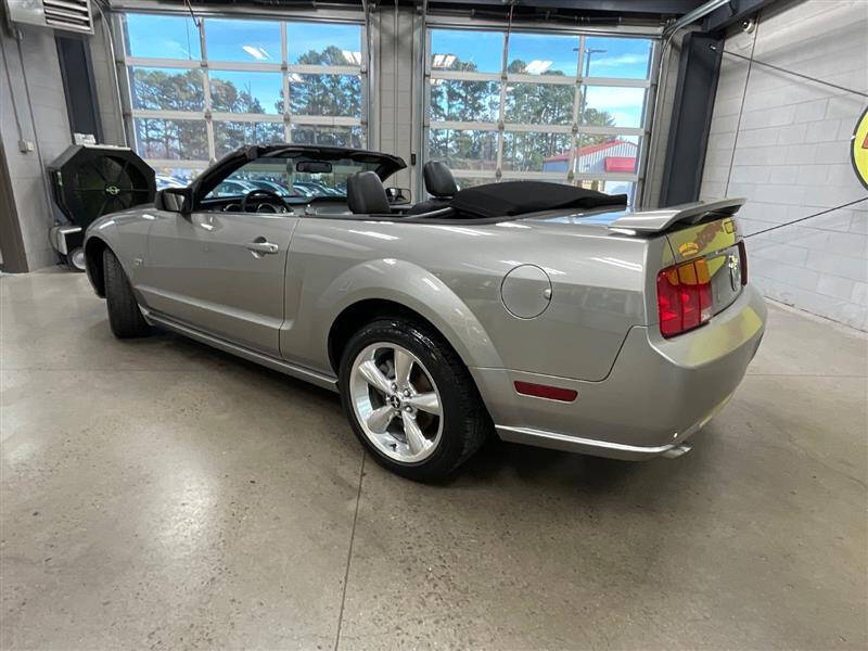 2008 Ford Mustang