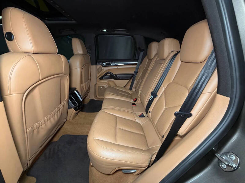 2014 Porsche Cayenne