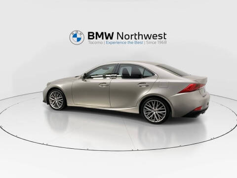 2017 Lexus IS 200t