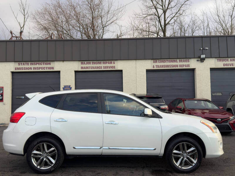 2011 Nissan Rogue S Krom